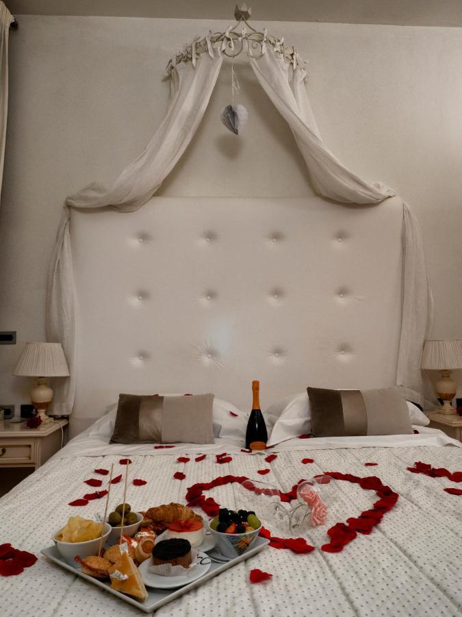 Hotel Europa Pallazzolo sull'Oglio Eksteriør billede