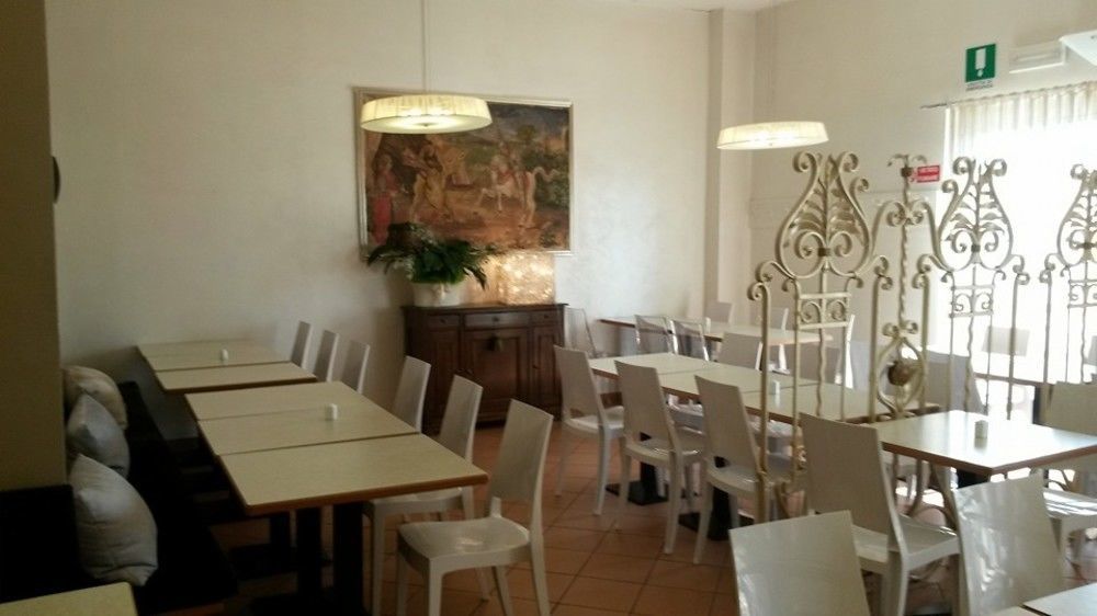 Hotel Europa Pallazzolo sull'Oglio Eksteriør billede