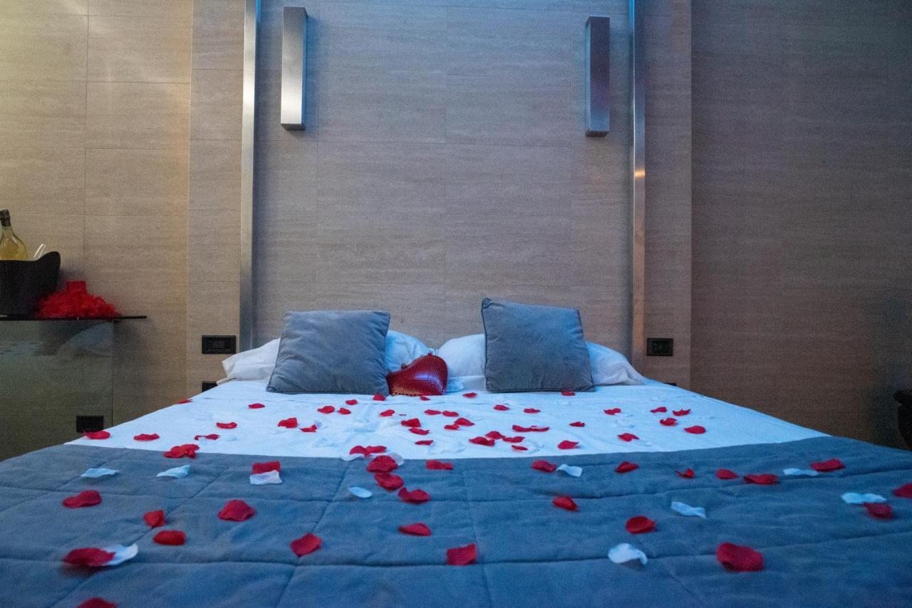 Hotel Europa Pallazzolo sull'Oglio Eksteriør billede